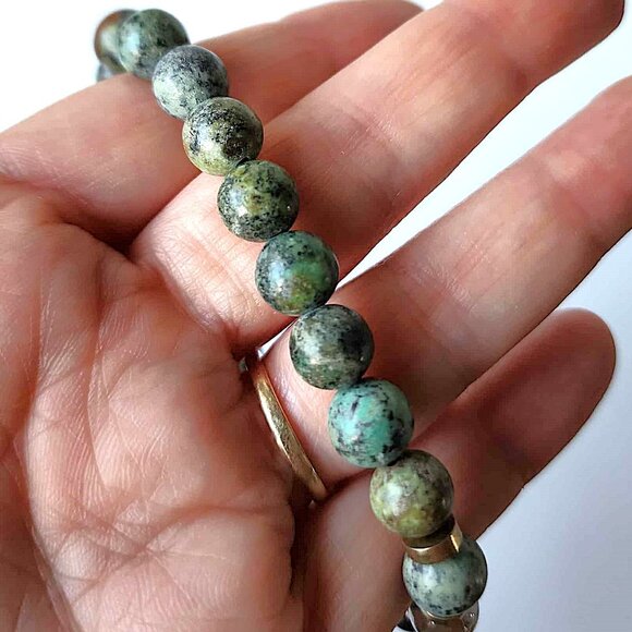 Men's African turquoise & brass stretch bracelet - Picture 2 of 6